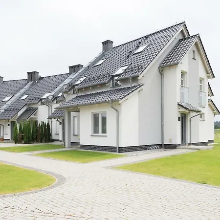 Apartament Kalinowo Golf - Salon Z Opcja Spania, Kuchnia I 2 Sypialnie, 1-6 Osob Niesulice Exterior photo